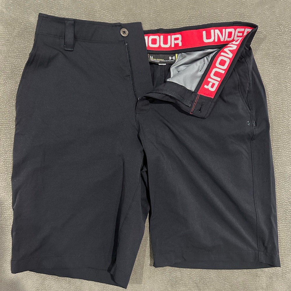 Under Armour golf shorts